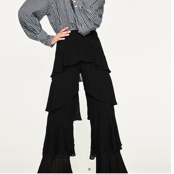 Zara Pants - NWT Zara Ruffled Pants Size XS